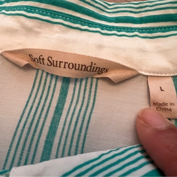 Soft Surroundings Ladson Button Up Top Green Stripe Coastal Lightweight Sz L - Picture 8 of 9